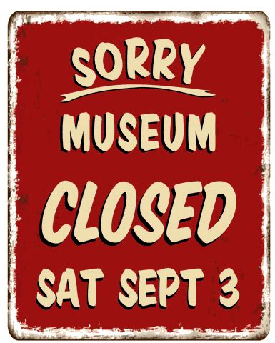 Are museums closed on Mondays in Mexico?