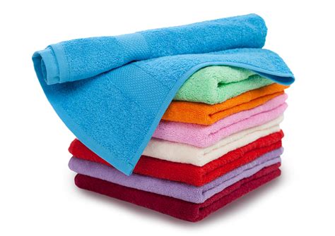 When should you throw away towels?